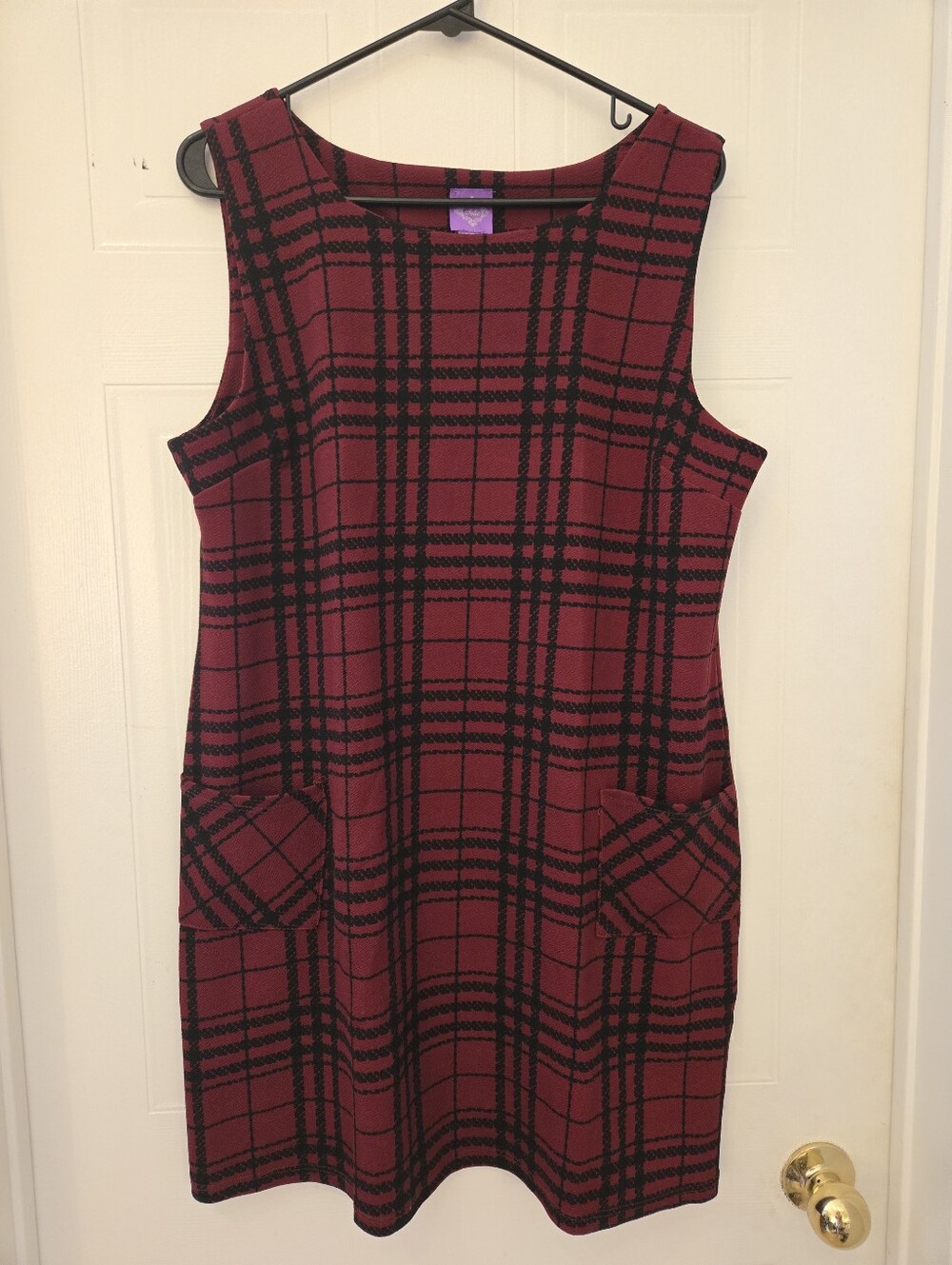 Large Jolie Burgundy Wine and Black Plaid Sleeveless Shift Dress Tunic Pockets